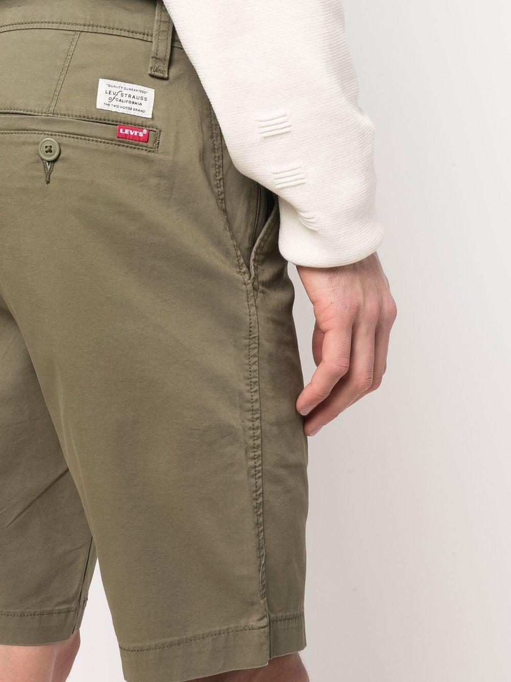Green slim-cut chino shorts<BR/> 17202 0004 LEVI'S