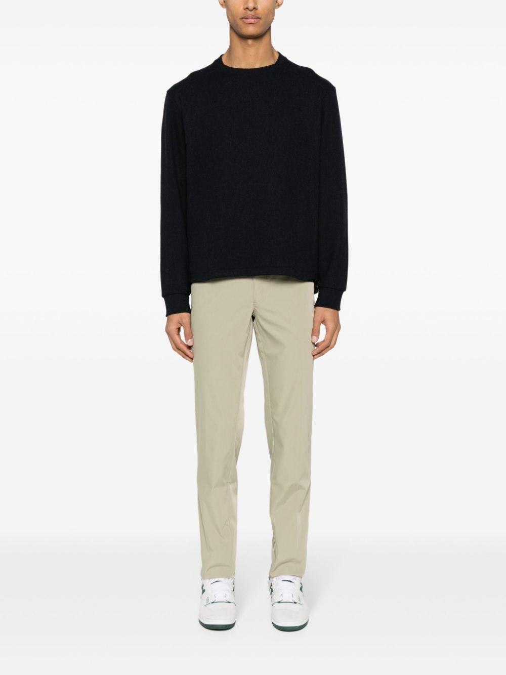 Logo-patch twill trousers<BR/><BR/> HH0922 CB8 LACOSTE