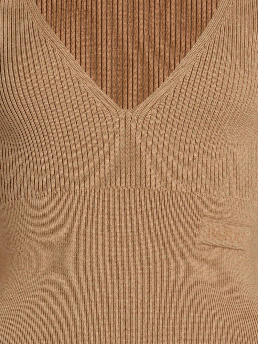 V-neck ribbed sweater<BR/><BR/><BR/> KN1878009 109B PATOU
