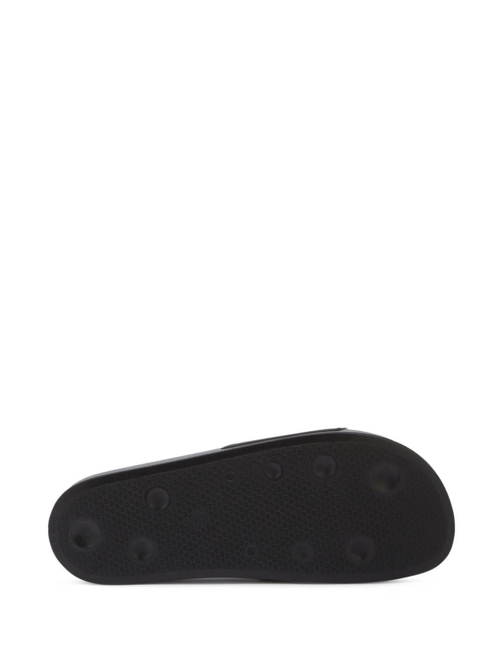 Logo-embossed pool slides<BR/><BR/><BR/> PMIC010C99MAT001 1001 PALM ANGELS