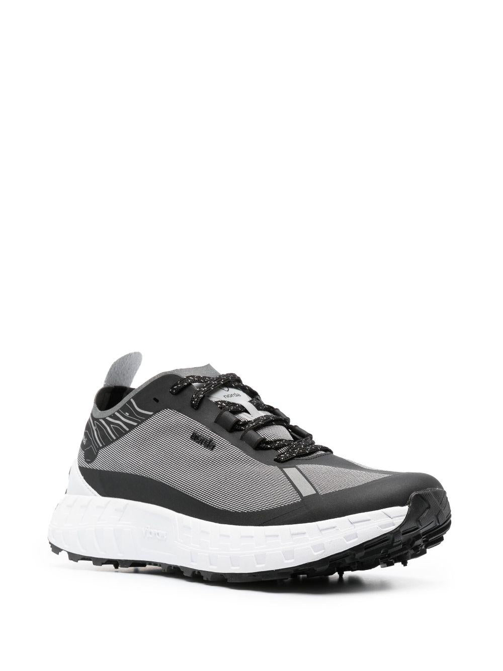 001 low-top sneakers 001 M BLACKBLACK NORDA