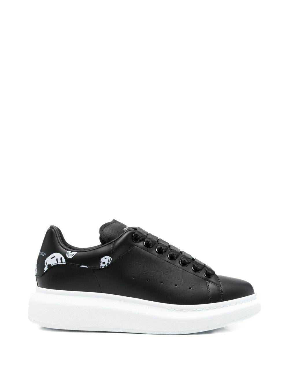 Oversized skull-print sneakers 553770 WIAKB1016 ALEXANDER MCQUEEN