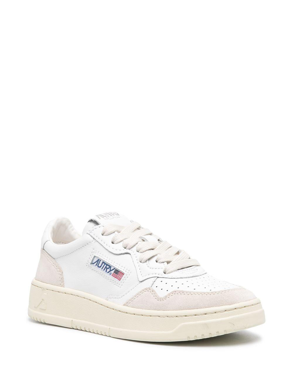 MEDALIST LOW SNEAKERS IN WHITE LEATHER AULW LS33WHITE AUTRY