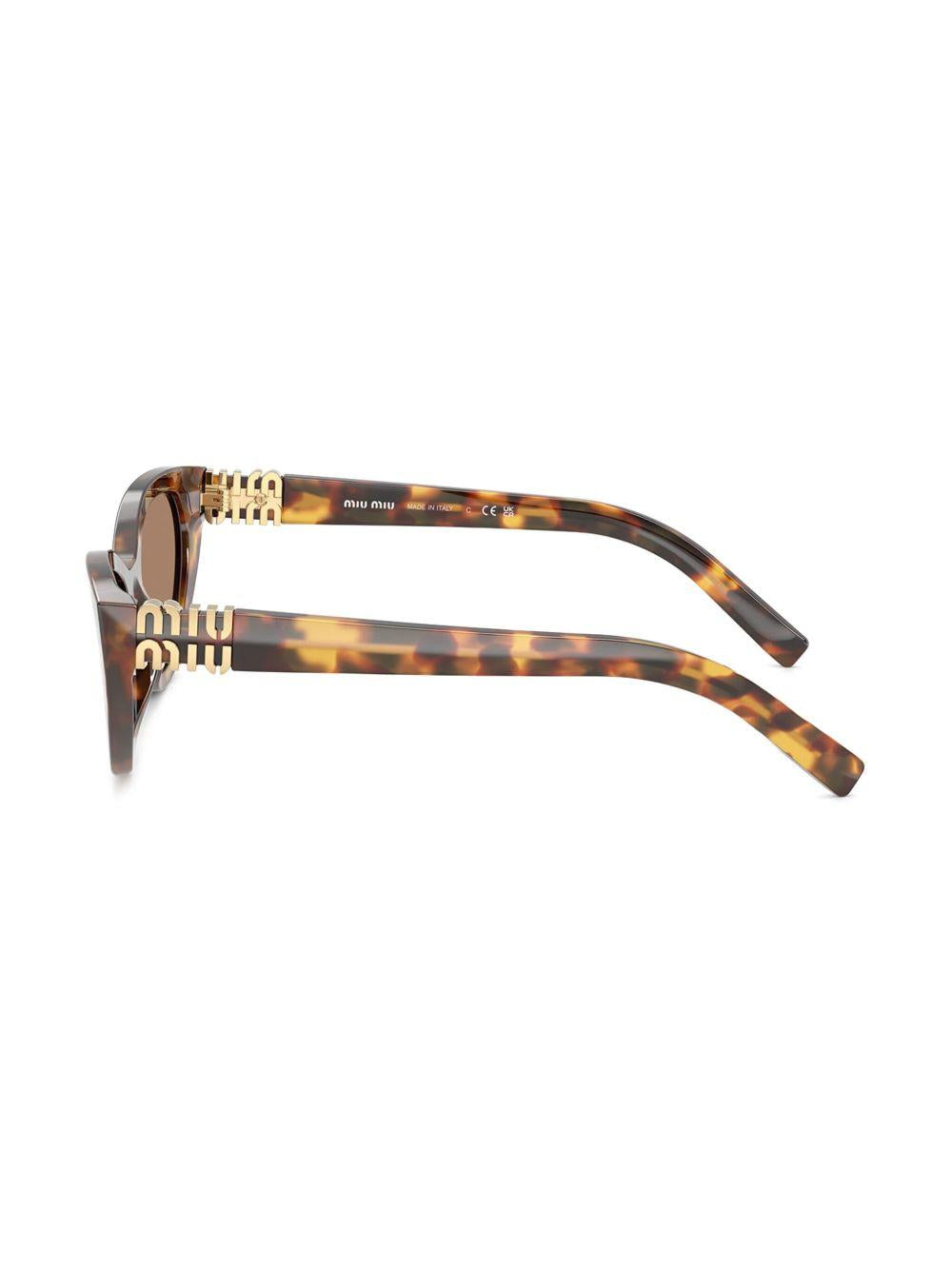 Cat-eye sunglasses <BR/><BR/> 0MU A04S 14L60M54 MIU MIU