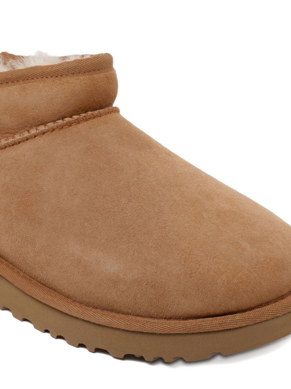 Classic Ultra Mini boots 1116109 CHE UGG