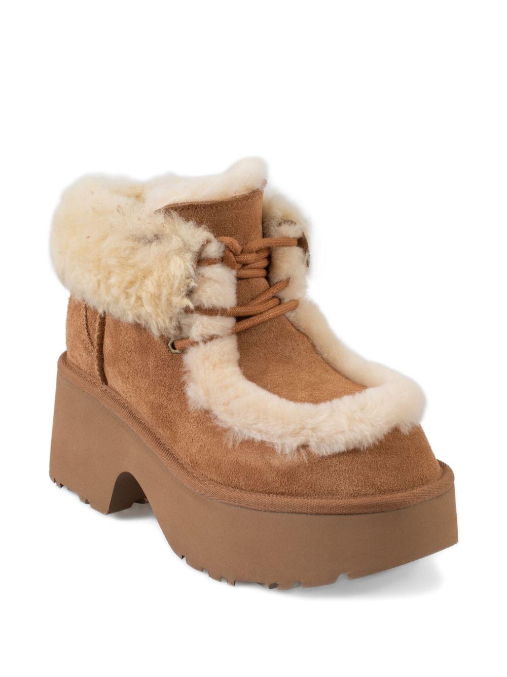 Esmee Lace Up 1171532 CHE UGG