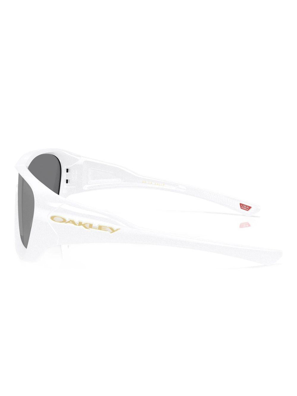 De la salle sunglasses 0OO9493 949302 OAKLEY
