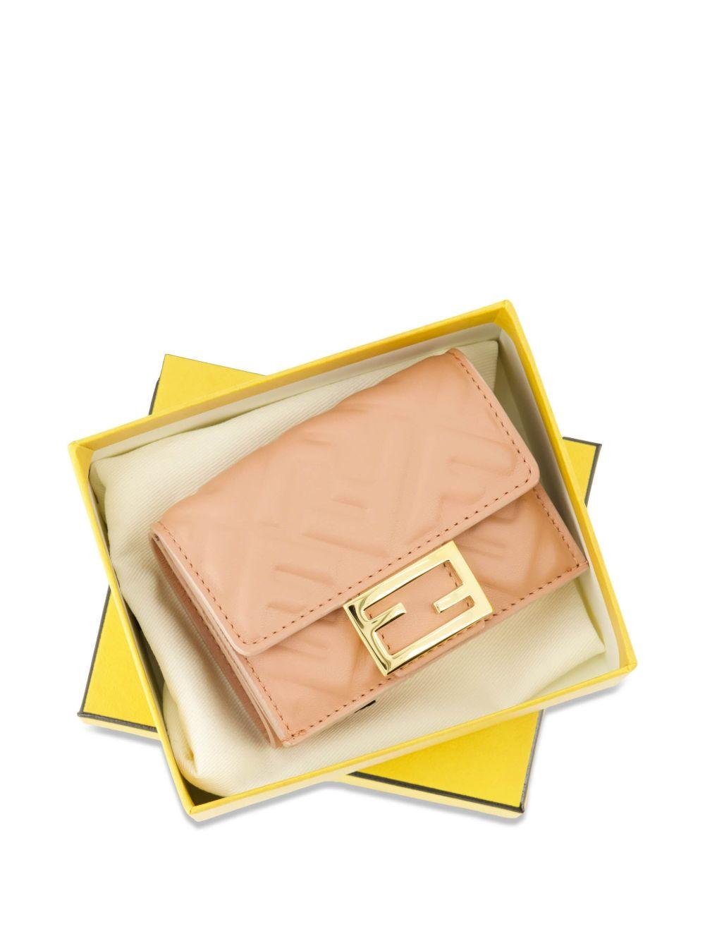 Micro Trifold Baguette 8M0395 AAJDF1SK3 FENDI