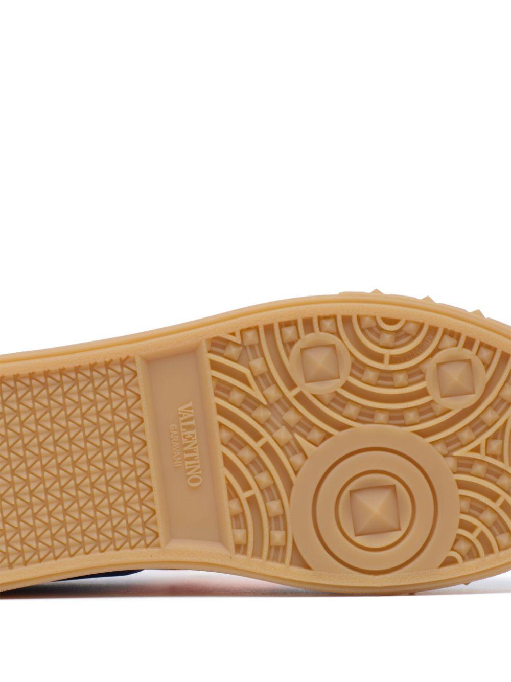 Upvillage sneakers<BR/><BR/><BR/> 6Y2S0H77MBM RJ8 VALENTINO GARAVANI