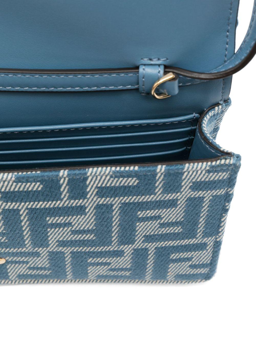 Baguette cross body bag<BR/><BR/> 8M0498 AUNJF1SKL FENDI