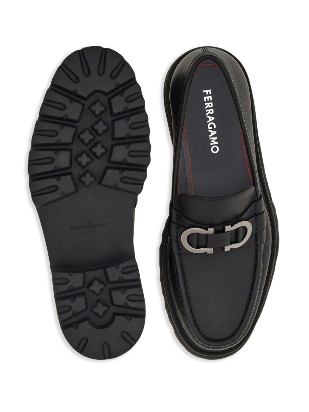 Gancini-buckle leather loafers<BR/><BR/><BR/> COCOON 773850NERO FERRAGAMO