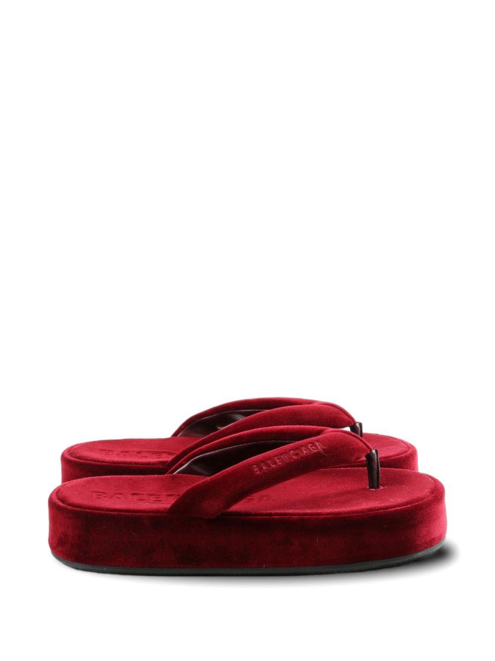 Jet Lag Thong 869749 WCDQ06541 BALENCIAGA