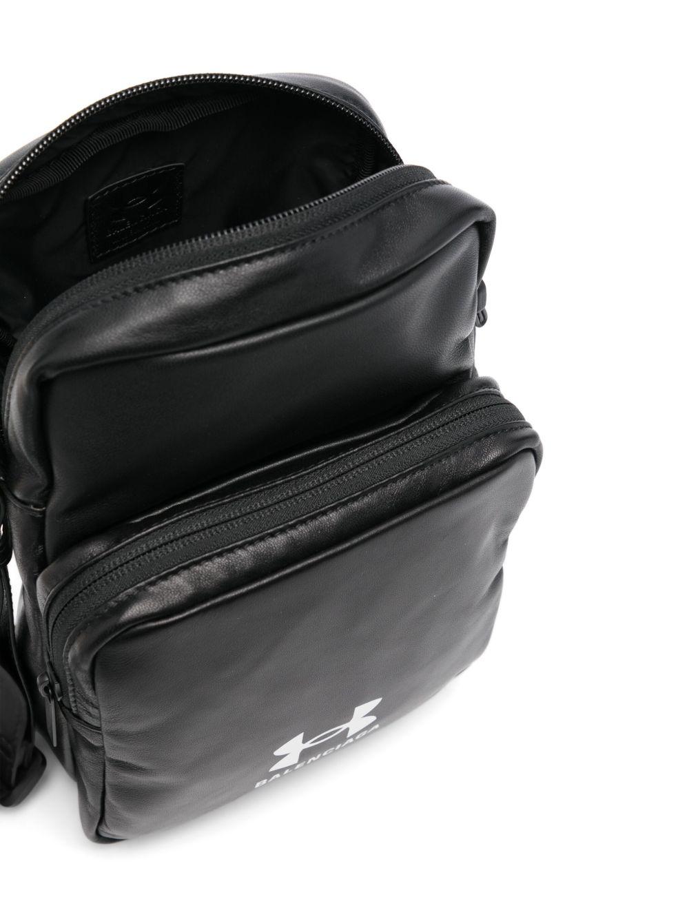 Crossbody pouch I UNDER ARMOUR 811907 2ABJJ1000 BALENCIAGA I UNDER ARMOUR