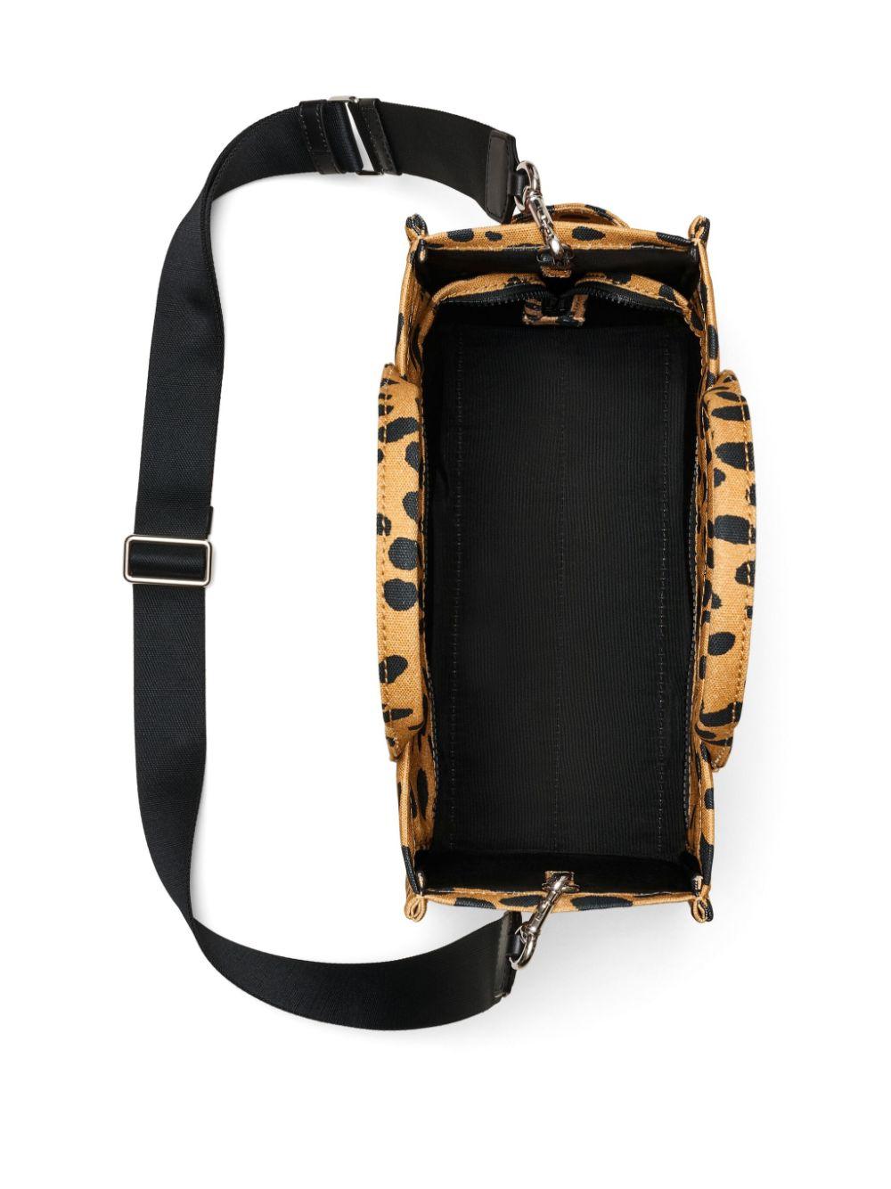 The Medium Cheetah Canvas Tote Bag<BR/><BR/><BR/> 2R4HTT002H03 002 MARC JACOBS