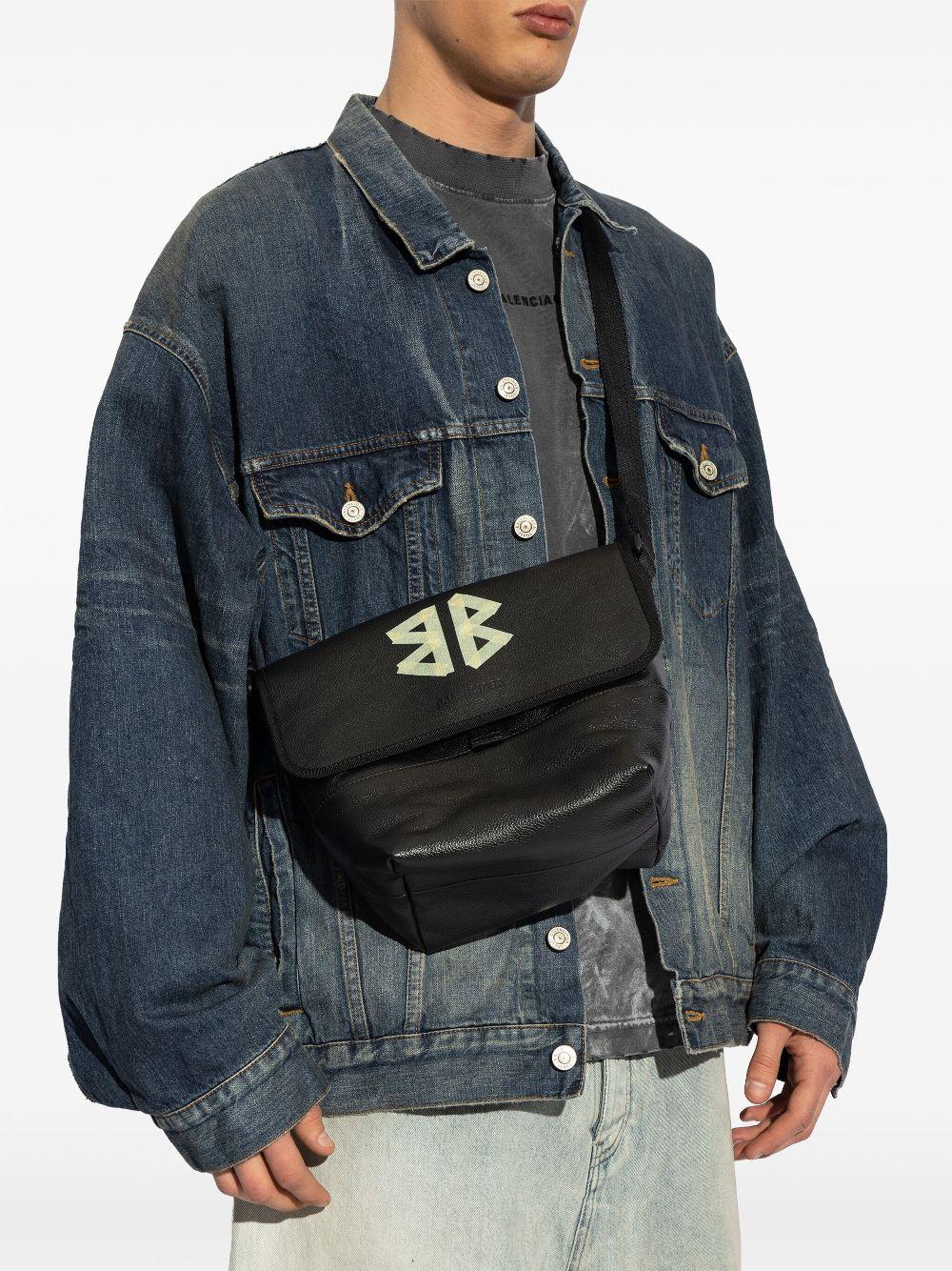 leather messenger bag<BR/><BR/><BR/> 620259 2ABNE1000 BALENCIAGA I UNDER ARMOUR