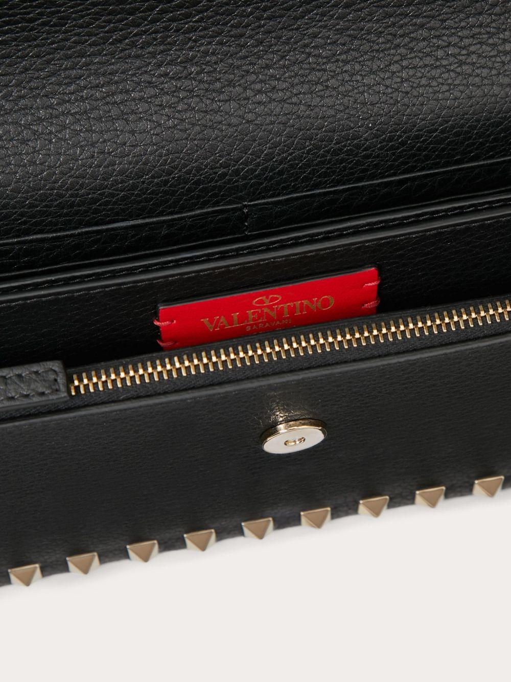 Rockstud leather clutch bag<BR/><BR/><BR/> 6W2P0S61VSH 0NO VALENTINO GARAVANI