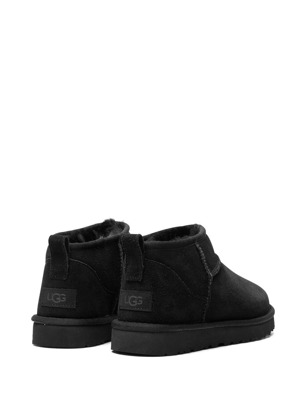 Classic Ultra Mini boots 1116109 BLK UGG