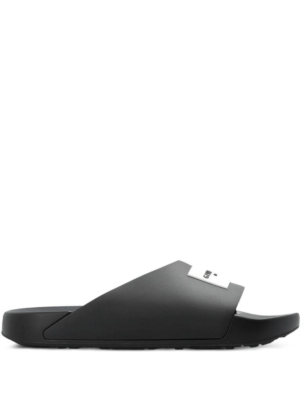 Label flat mules in rubber BE30AJE2GA 001 GIVENCHY