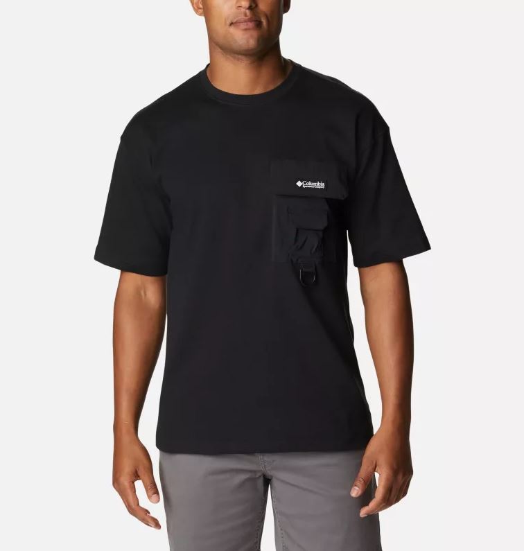 Black-coloured technical T-shirt with cargo pocket