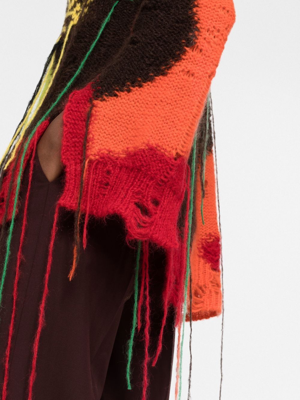 Long-sleeve fringe detailing knitted jumper