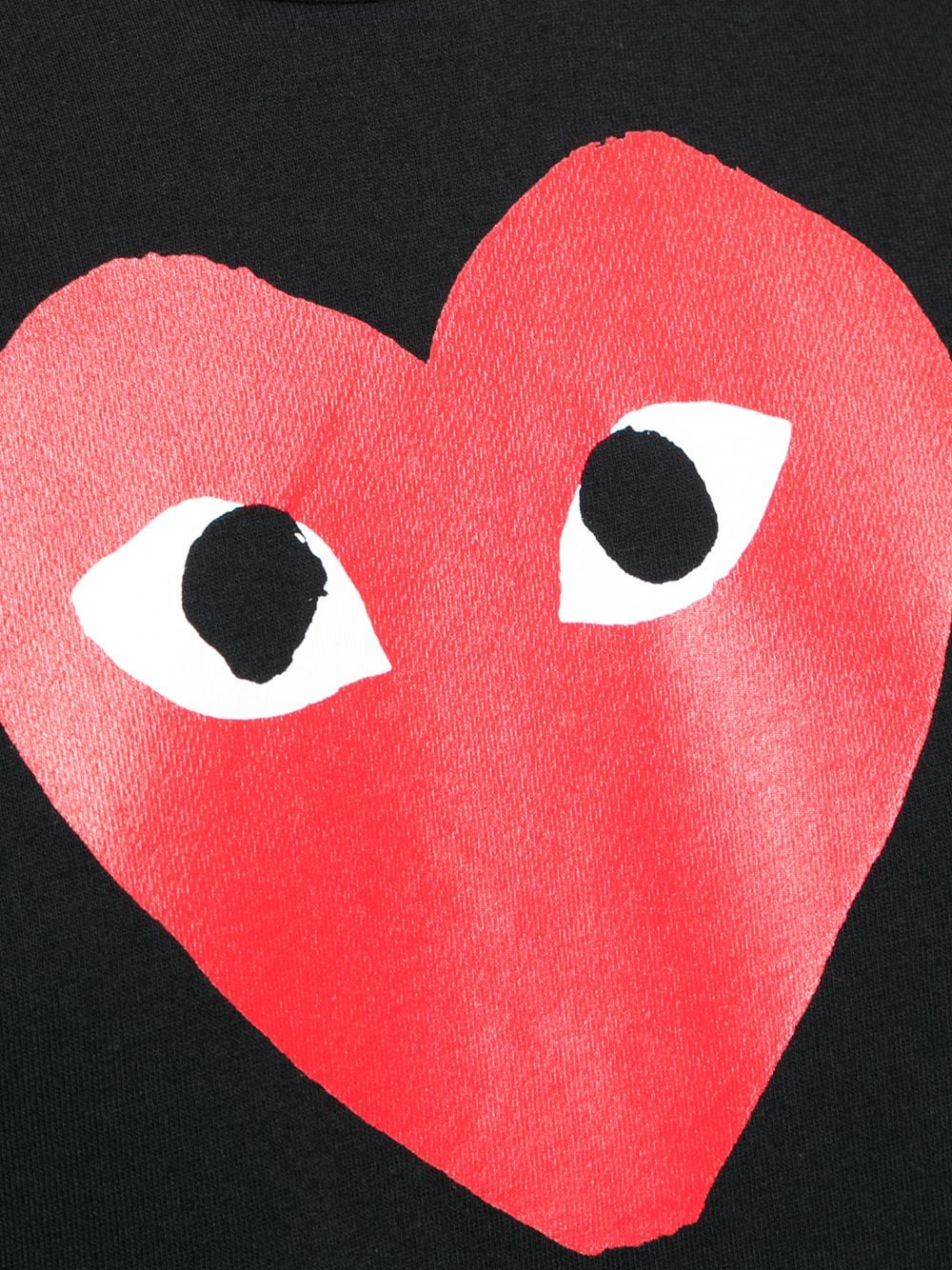 T-shirt girocollo nera con stampa cuore rosso