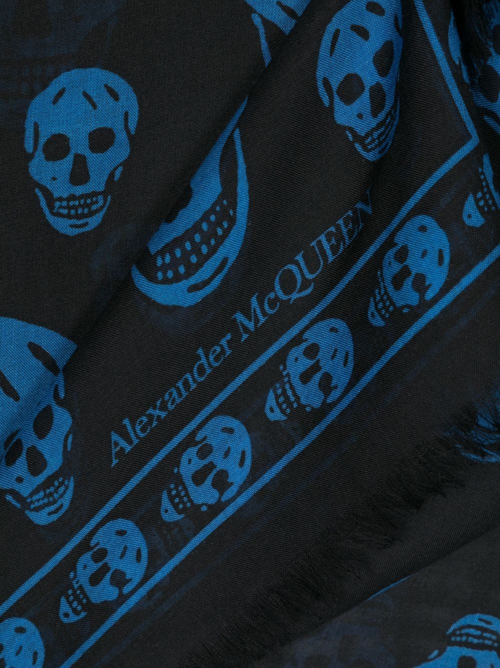 Skull-print frayed scarf