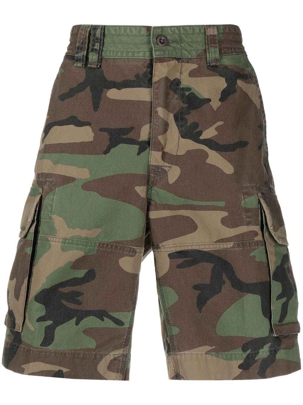 Camouflage-print cotton cargo shorts