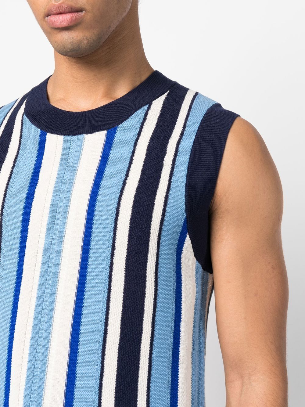 Scale striped knitted vest