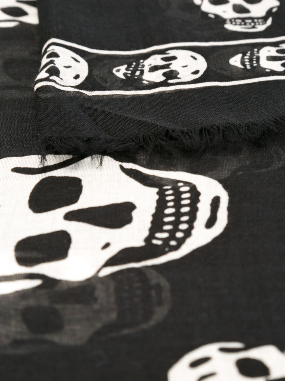 Skull scarf