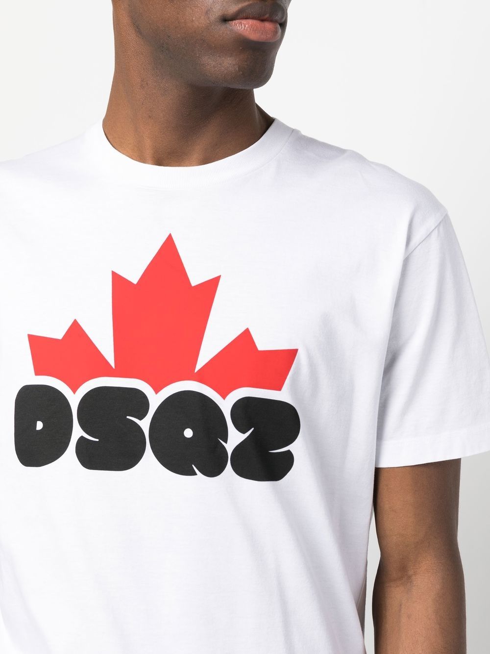 T-shirt a maniche corte con stampa DSQ2