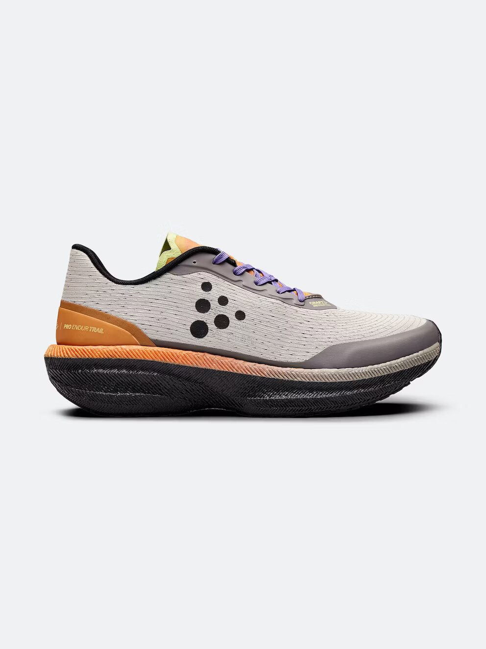 Grey orange Endurance trail sneakers