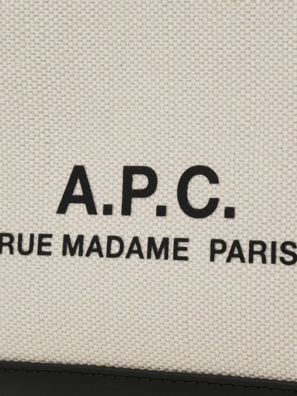 A.P.C. COEYOM61825LZZ