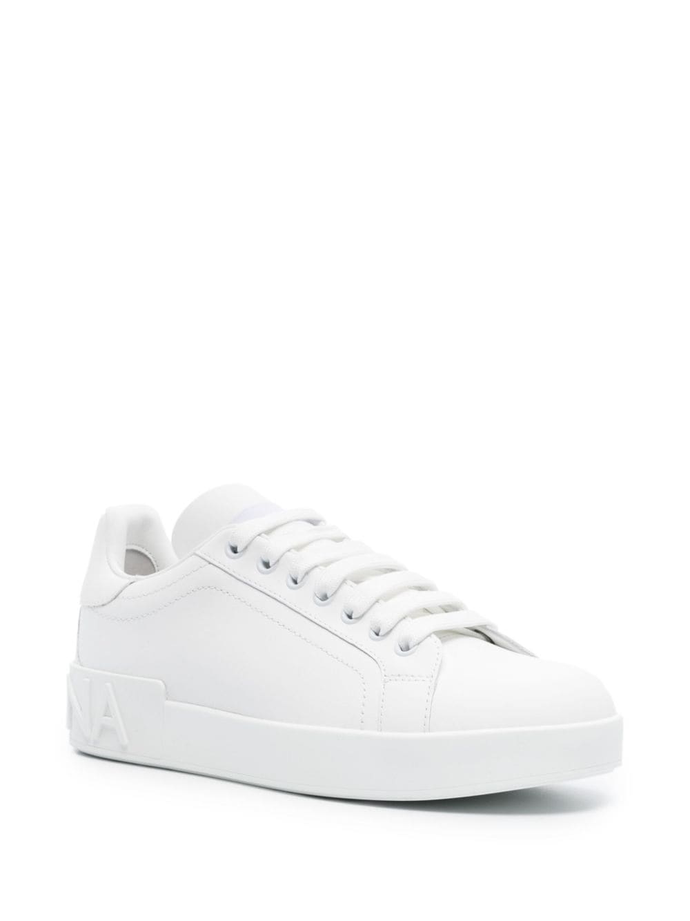 Sneakers total white con patch logo