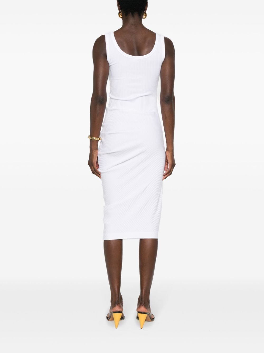 White bodycon sleevless dress