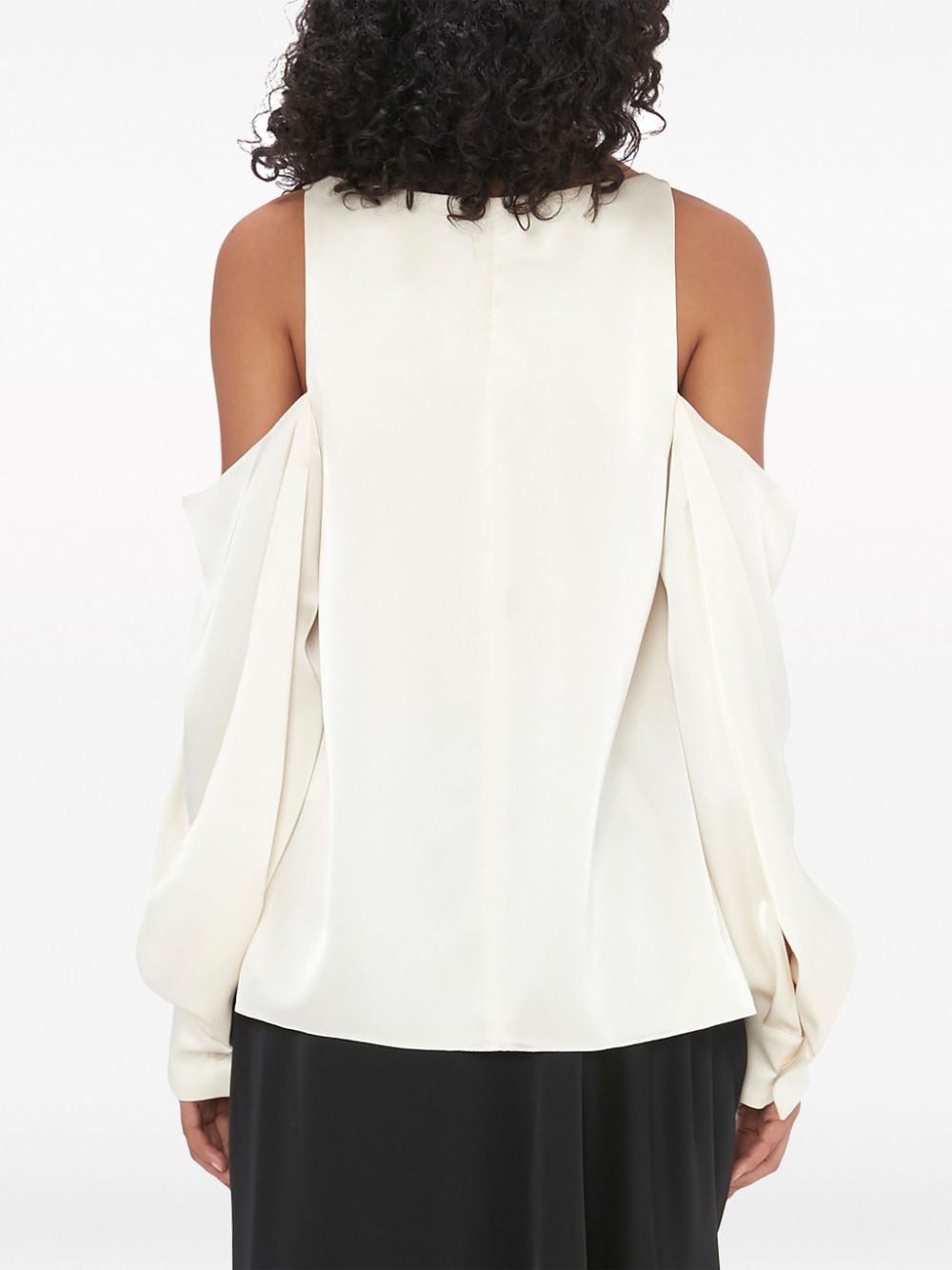 Blusa intrecciata con spalle scoperte<br><br><br>