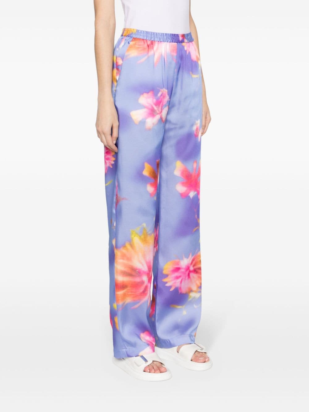 Floral-print satin trousers<BR/><BR/><BR/>