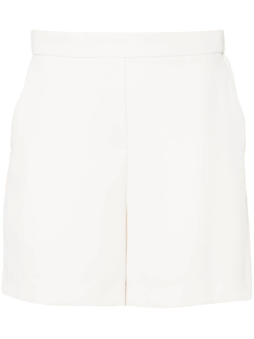 White fluid crepe shorts<BR/><BR/><BR/>