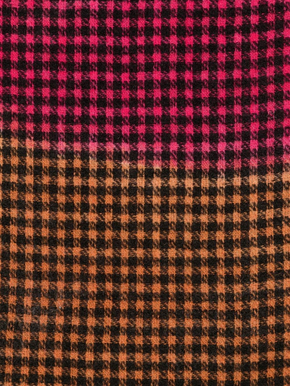 Houndstooth-pattern scarf<BR/><BR/>