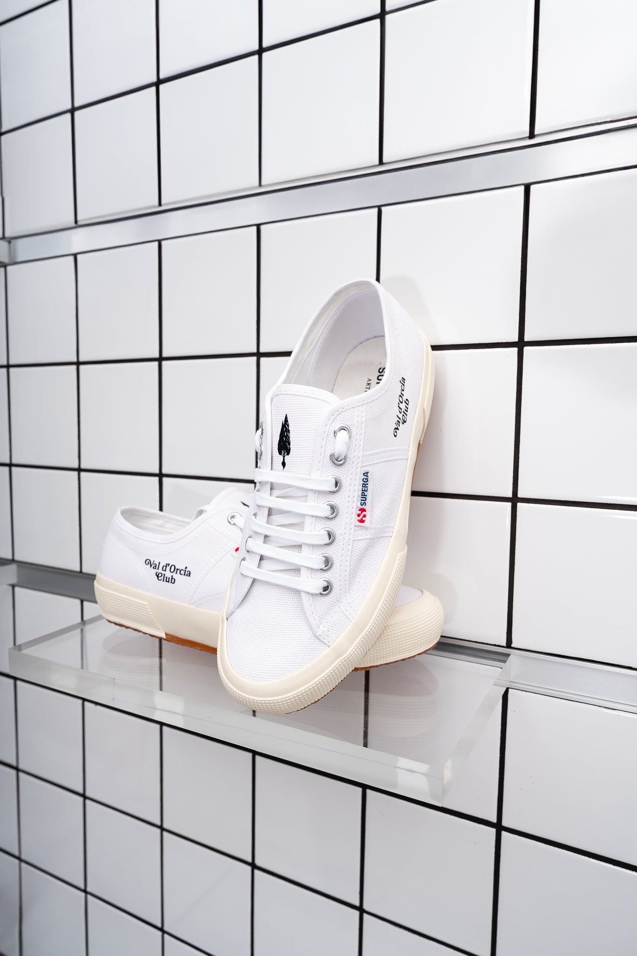 Superga x Val d'Orcia Club<BR/>Val d'Orcia Club sneakers S8161SW WHITE-OFFWHITE VAL D'ORCIA CLUB 