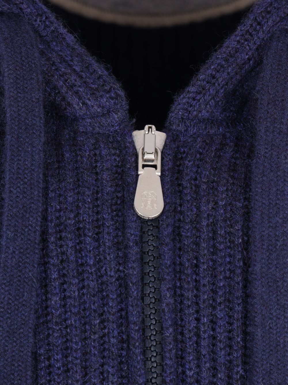 ribbed-knit zip-up hoodie M22704806G CQX13 BRUNELLO CUCINELLI 