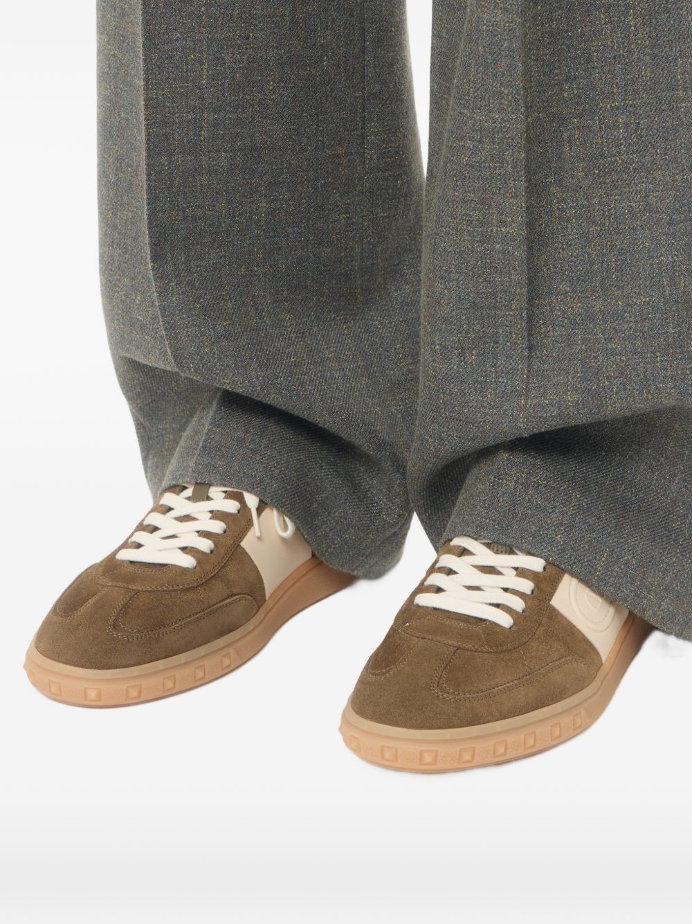 Upvillage Low Top Trainer In Split Leather And Calfskin Nappa Leather 9Y2S0H77LAL 2AH VALENTINO GARAVANI 