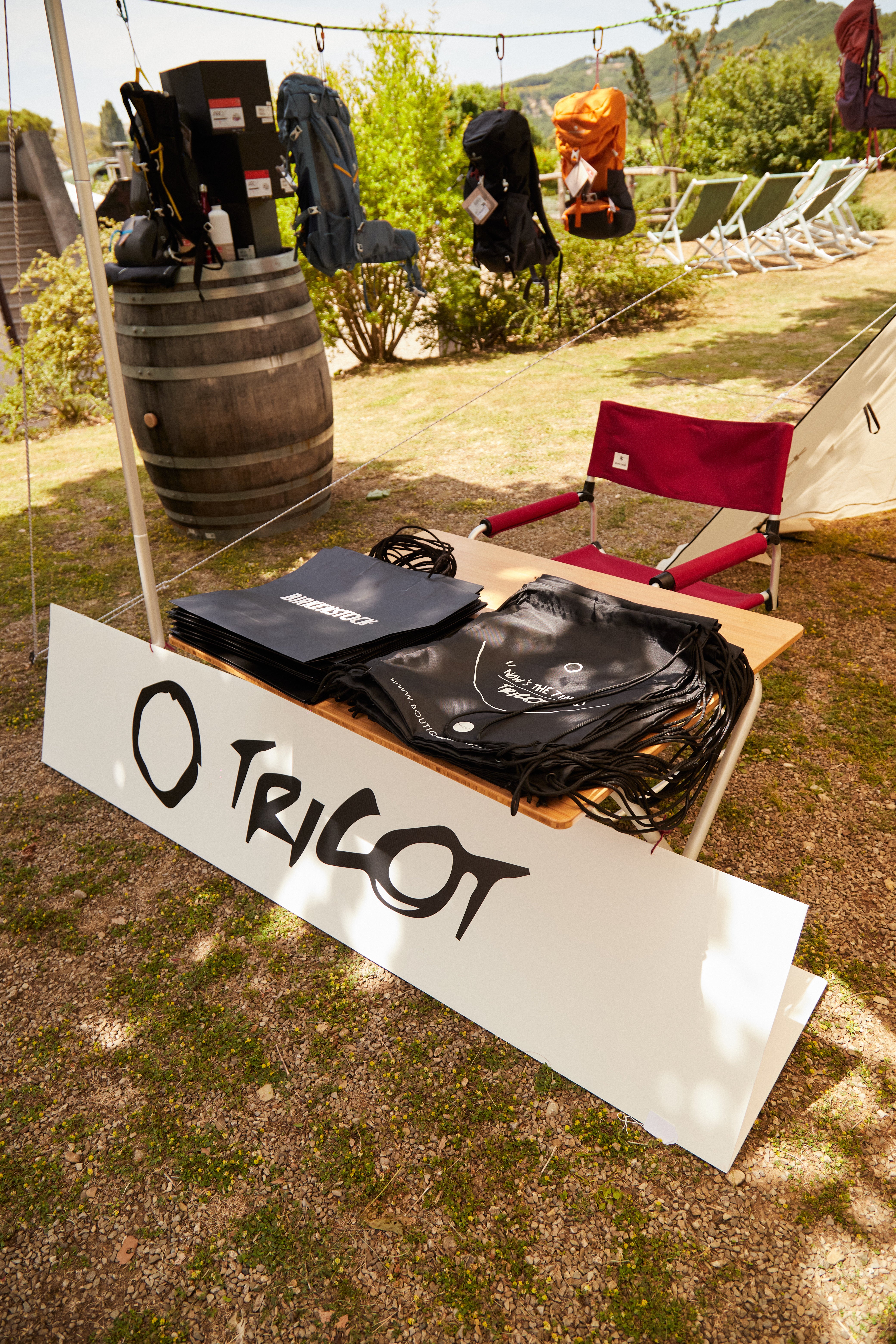 TRICOT & SNOW PEAK