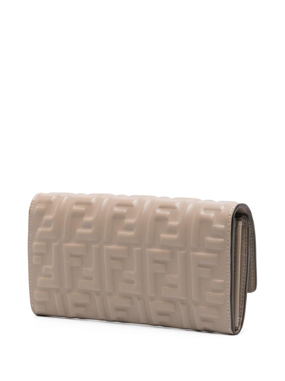 Baguette Continental With Chain 8M0365 AAJDF0E65 FENDI 