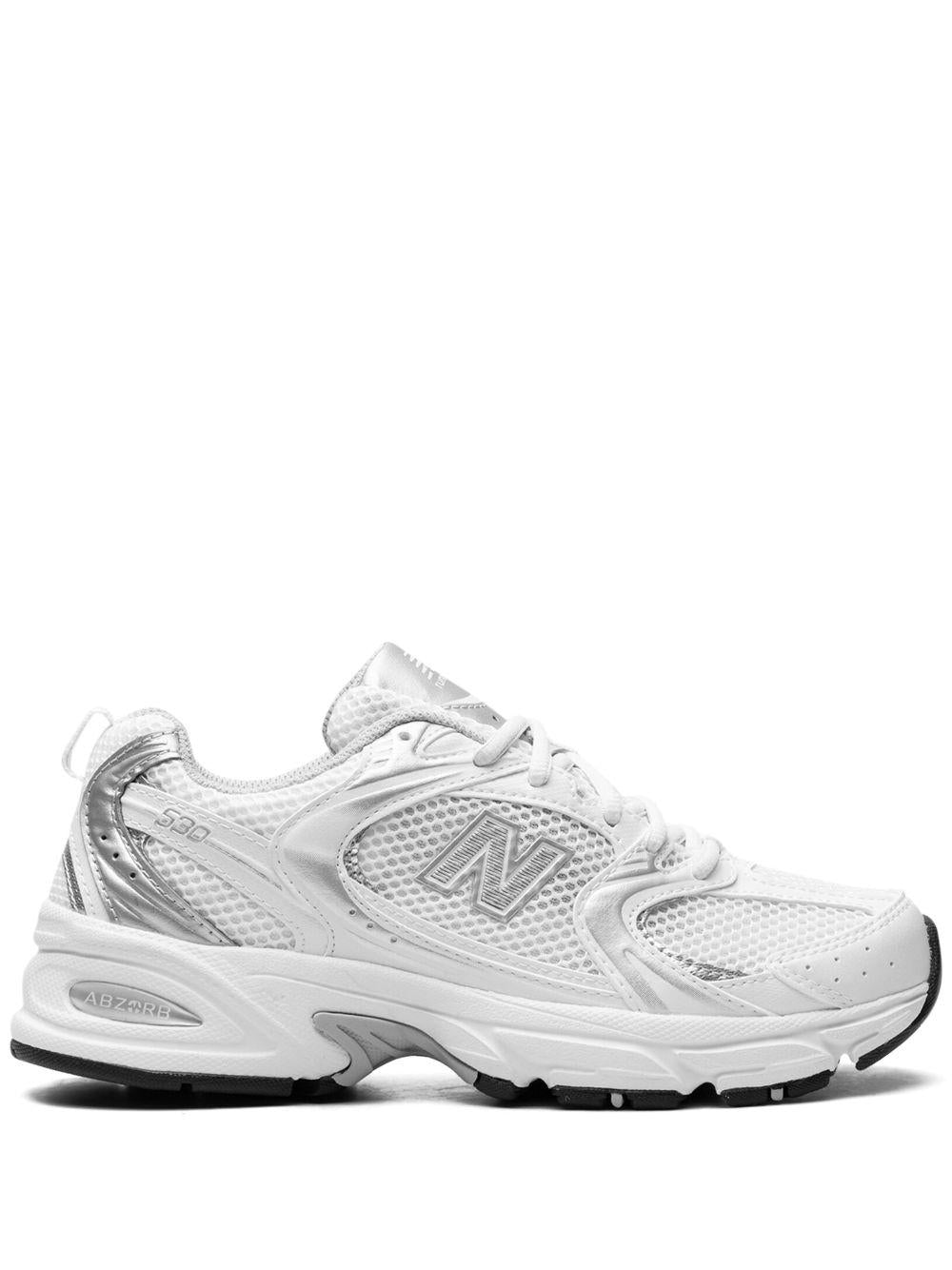 530 low-top sneakers<BR/><BR/><BR/> MR530EMA WHITE/SILVER NEW BALANCE 