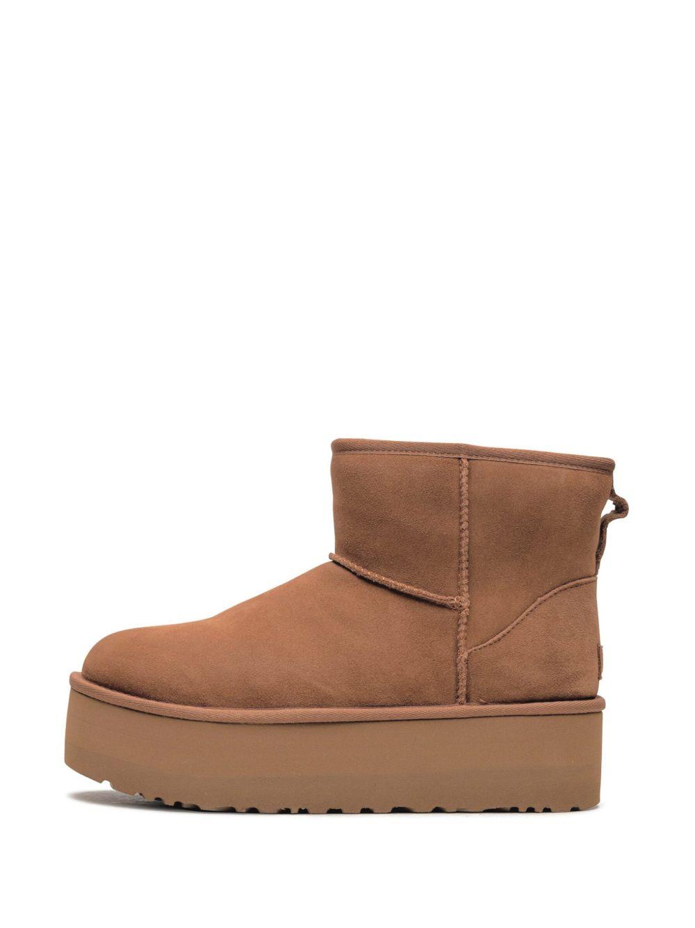 Classic Mini Platform boots 1134991 CHE UGG 