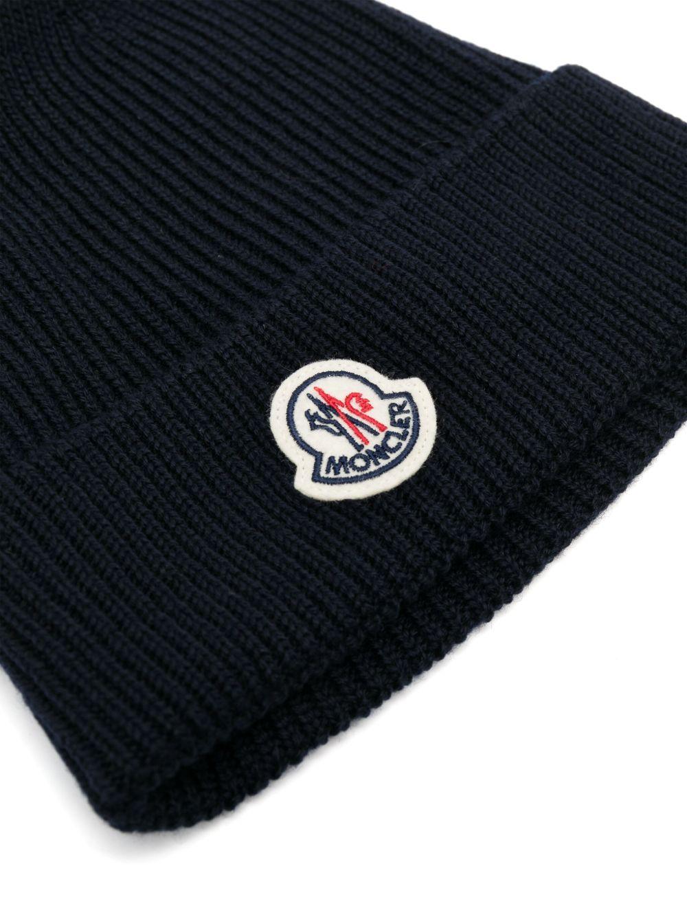 Logo beanie K2091 3B70500 A9342742 MONCLER 