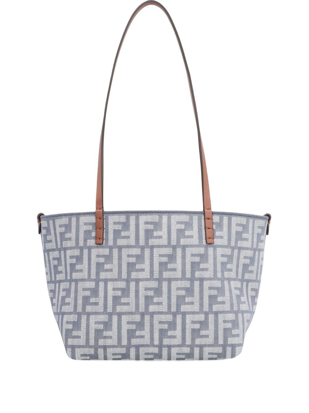 8BH424AUT4F1SXQ FENDI