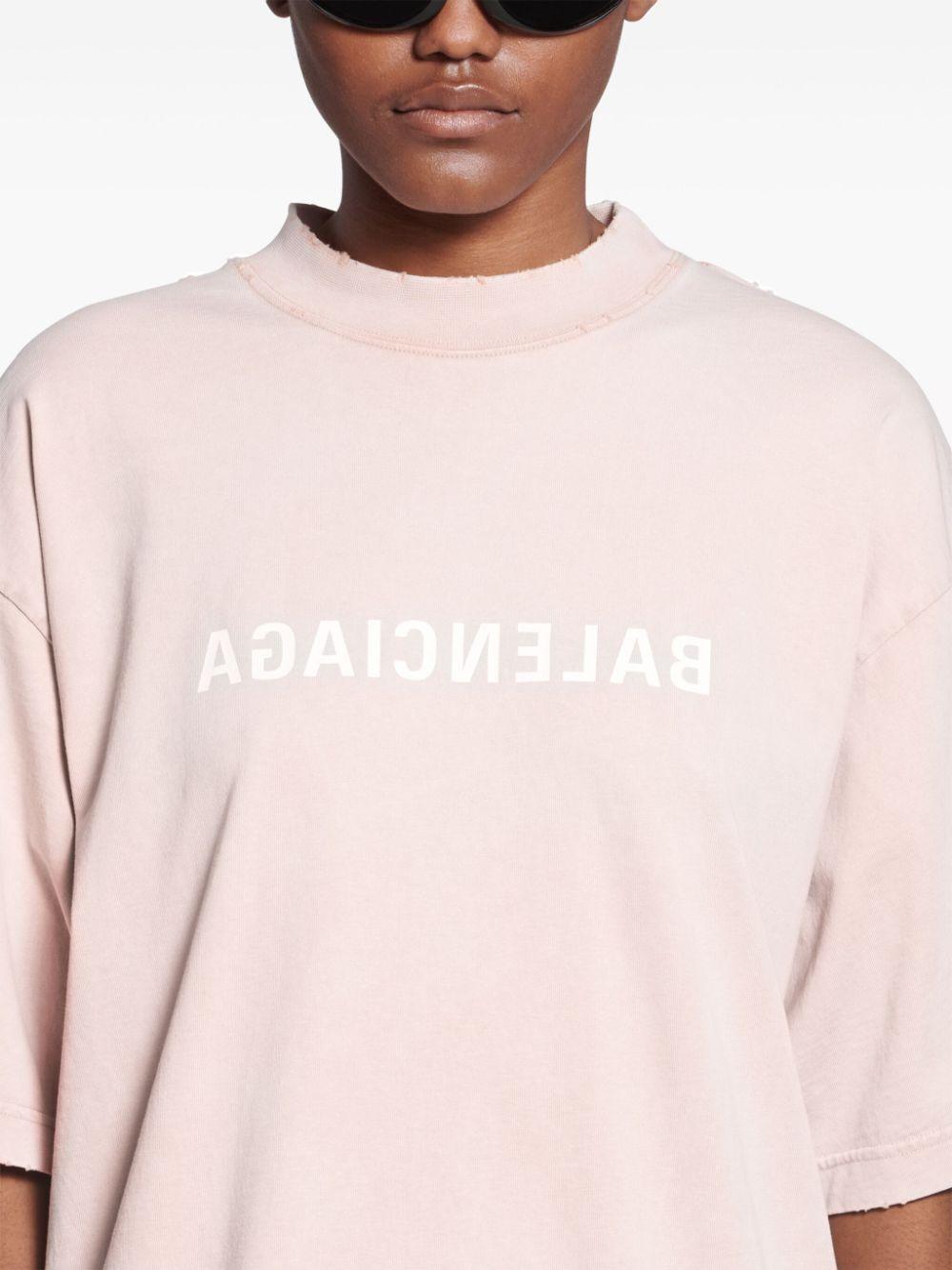 Mirror logo-print T-shirt<BR/><BR/> 764235. TNVV85708 BALENCIAGA 