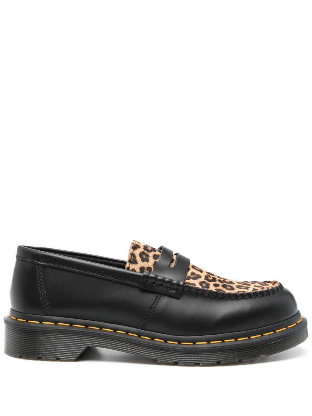 Penton loafers<BR/><BR/><BR/><BR/><BR/><BR/> 41186001 PENTONBLACK/LIGHT TAN SMOOTH DR. MARTENS 