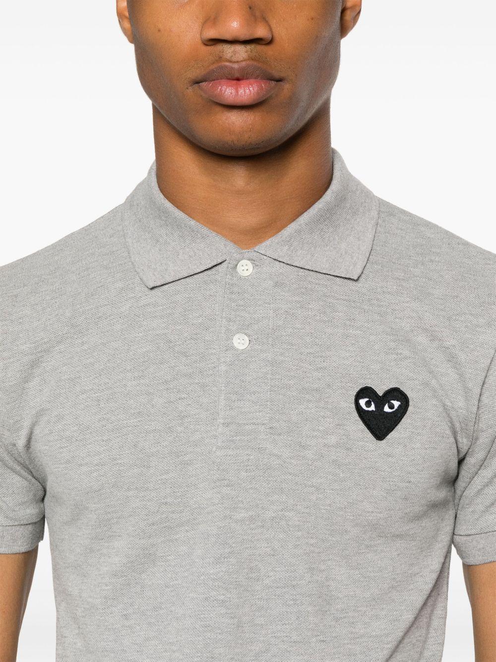 Logo Heart Polo T-shirt AX-T078-051 GREY COMME DES GARÇONS PLAY 